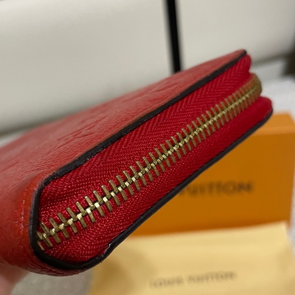 Louis Vuitton Red Emprente Zippy Wallet - Picture 4 of 15